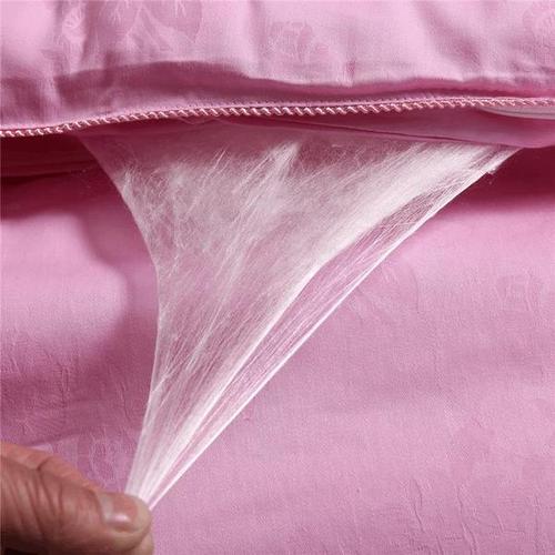 云絲被和蠶絲被的優點對比,你更喜歡哪一個?