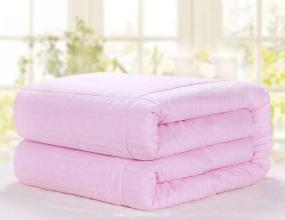 桑蠶絲被的市場價怎么樣?我們來看看